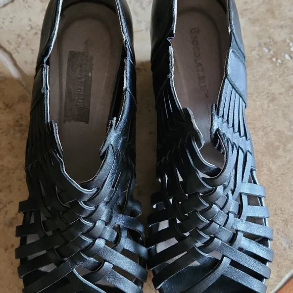 Black Wedge Sandals Womans Size 8 - Picture 3 of 10